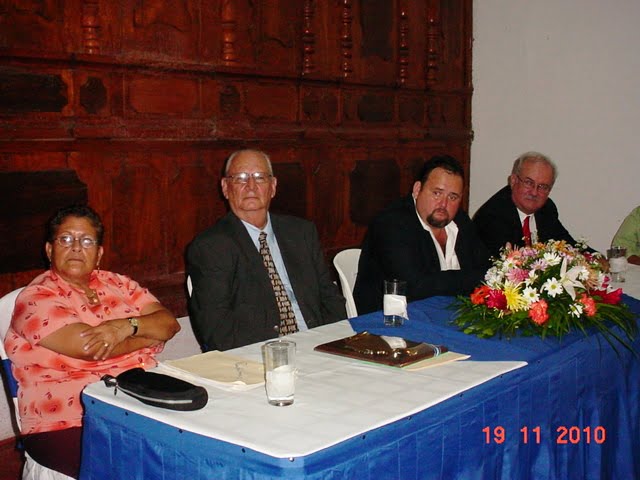 Margarita Molina, Frank Lopez Eulogio Mejia y Mauricio Chamorro, presidieron acto solemne de Hijo Dilecto al profesor Lopez